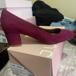 Burgundy heels ✨